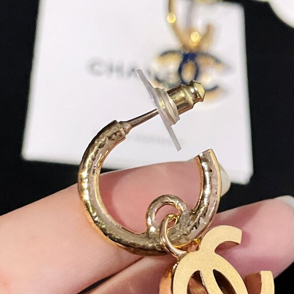 Chanel earrings - Picture 5 of 5